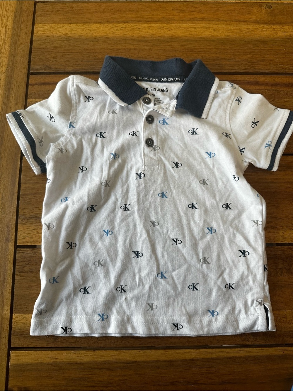 Calvin Klein jeans boys size 12m collared logo shirt